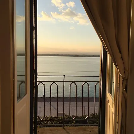 Feriehus Dimora Di Ulisse Sea View *